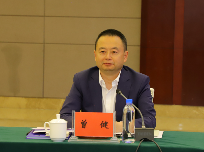 同新疆博州黨委副書記王貴駟、常務(wù)副州長曾健會(huì)談1.png
