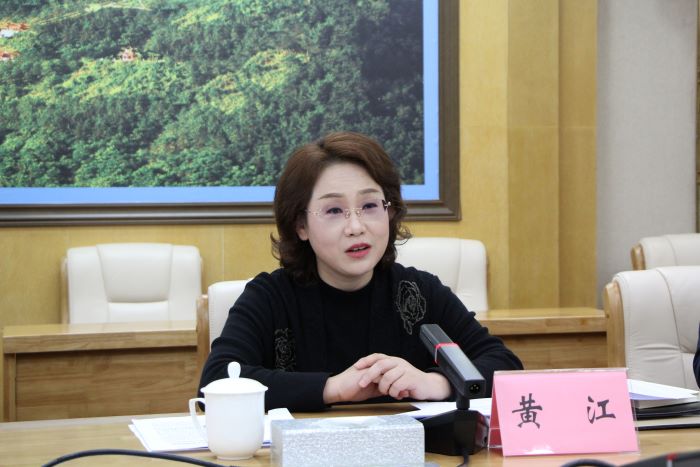 20231204嚴(yán)昊主席同廣西防城港市委副書記、市長(zhǎng)黃江會(huì)談 1.jpg