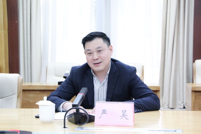 20231204嚴(yán)昊主席同廣西防城港市委副書記、市長(zhǎng)黃江會(huì)談 2.jpg