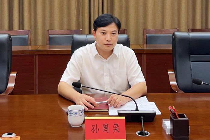 昊主席的手機報3.jpg